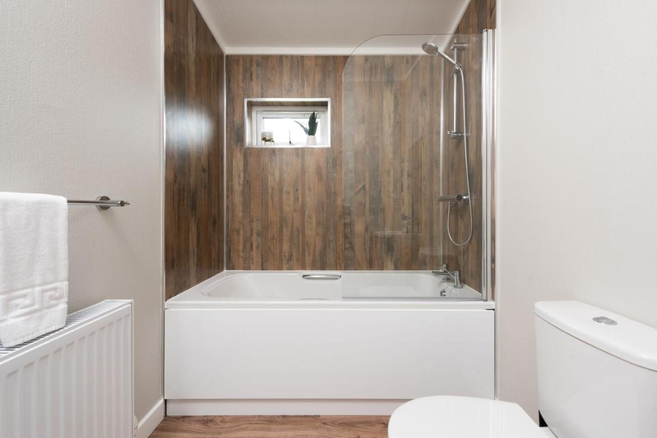 Rose Lodge, 21 Roadford Lake Lodges Lifton Extérieur photo