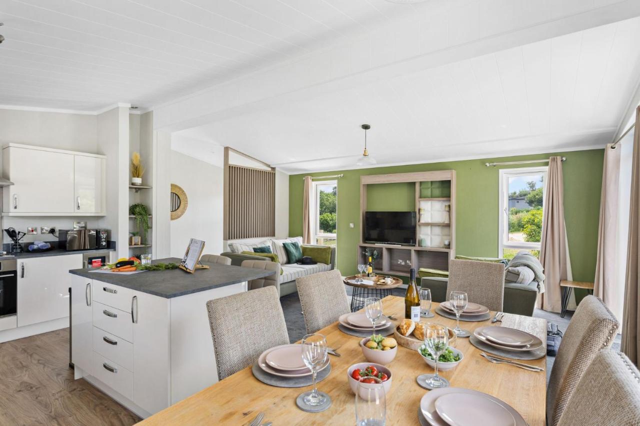 Rose Lodge, 21 Roadford Lake Lodges Lifton Extérieur photo